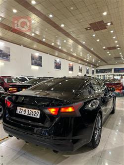 نیسان ئەلتیما